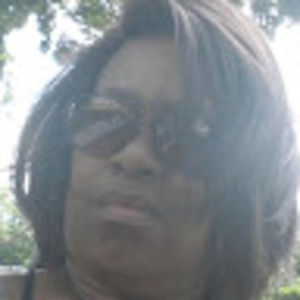 Meet your Posher, Nina